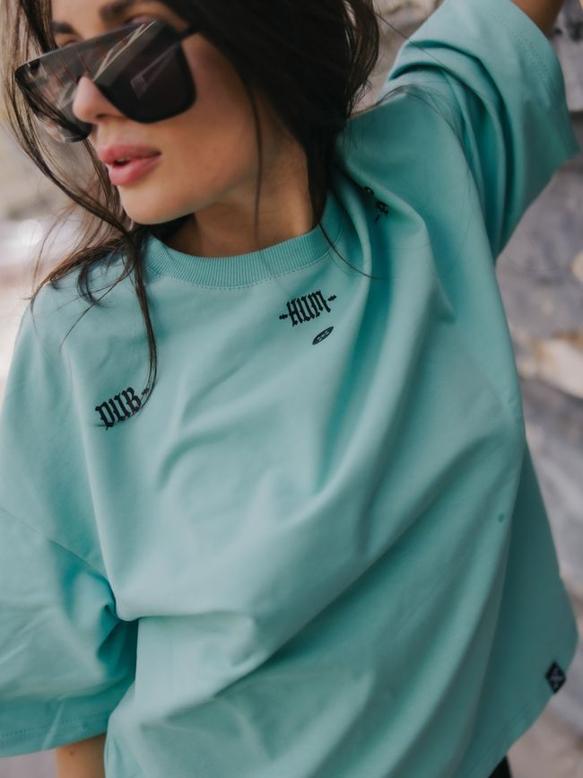 Women&rsquo;s Oversize Suit - Shorts and T-shirt "Drama Mood" Light emerald-Black M