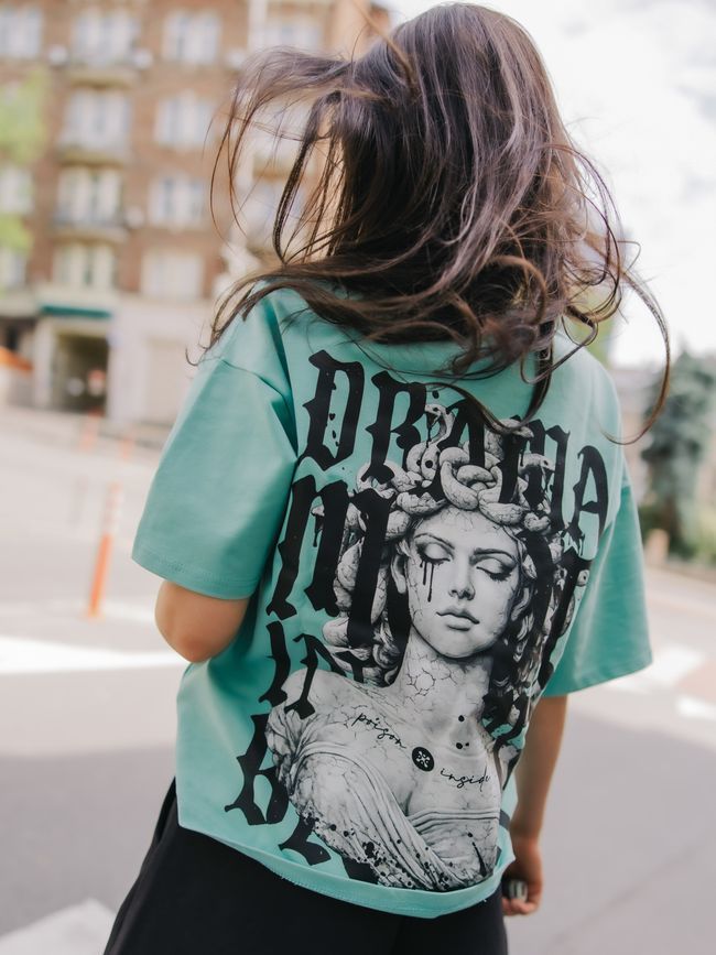 Women&rsquo;s Oversize Suit - Shorts and T-shirt "Drama Mood" Light emerald-Black M