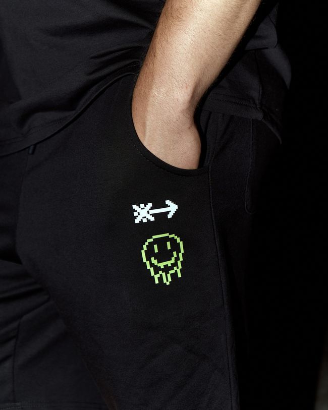 Men&rsquo;s Oversize Suit - Shorts and T-shirt &ldquo;Rave&rdquo; Black XSS with text print