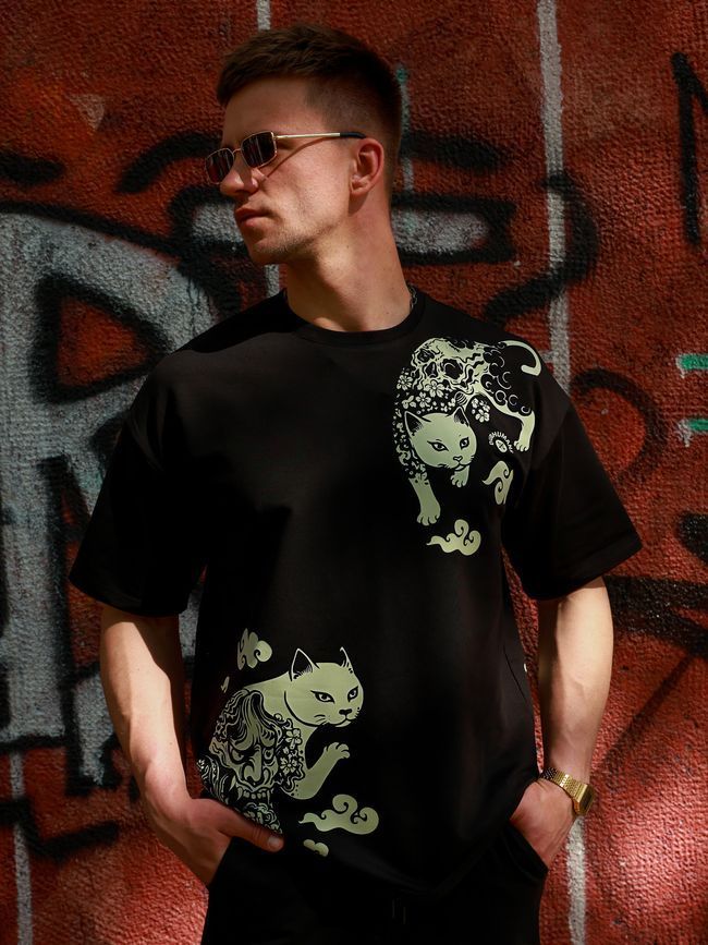 Футболка мужская оверсайз &ldquo;Japanese Tattoo Cats&rdquo;, Черный, XS-S