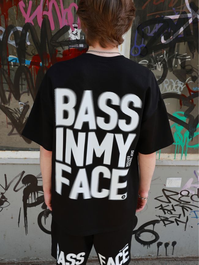 Men&rsquo;s Oversize Suit - Shorts and T-shirt &ldquo;Bass in My Face&rdquo;, Black, XS-S
