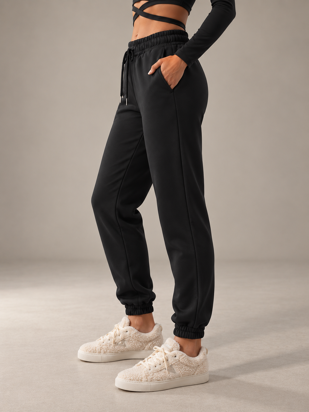 Women&rsquo;s joggers, Black, M